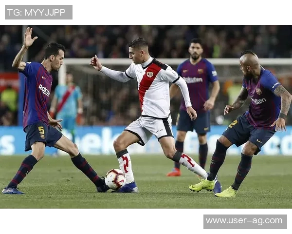 阿斯报报道弗里克与巴萨各部门会晤共同探讨球队表现提升方案