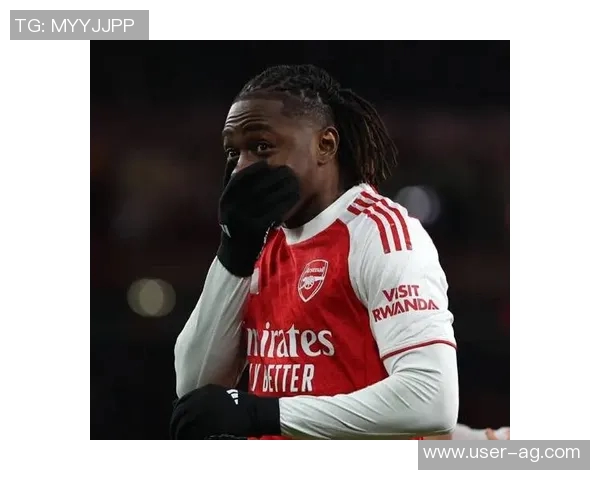 埃泽在北伦敦德比中上演帽子戏法创历史成就引发热议 埃泽在北伦敦德比中上演帽子戏法创历史成就引发热议