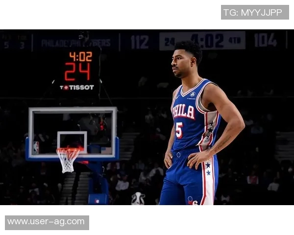 格莱姆斯表现起伏却助攻如潮第三节独得9分助球队追分 格莱姆斯表现起伏却助攻如潮第三节独得9分助球队追分